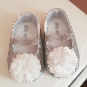 Little me baby shoes size 3 mos
